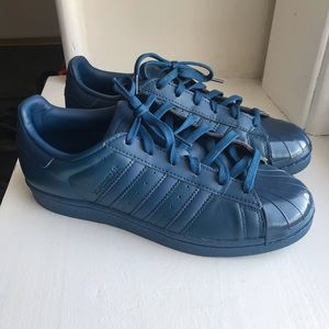 Adidas originals superstar tennis shoes size 7 1/2